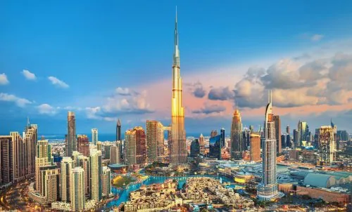Skyline von Dubai mit dem Burj Khalifa